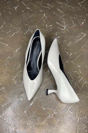 decollete a mandorla panna