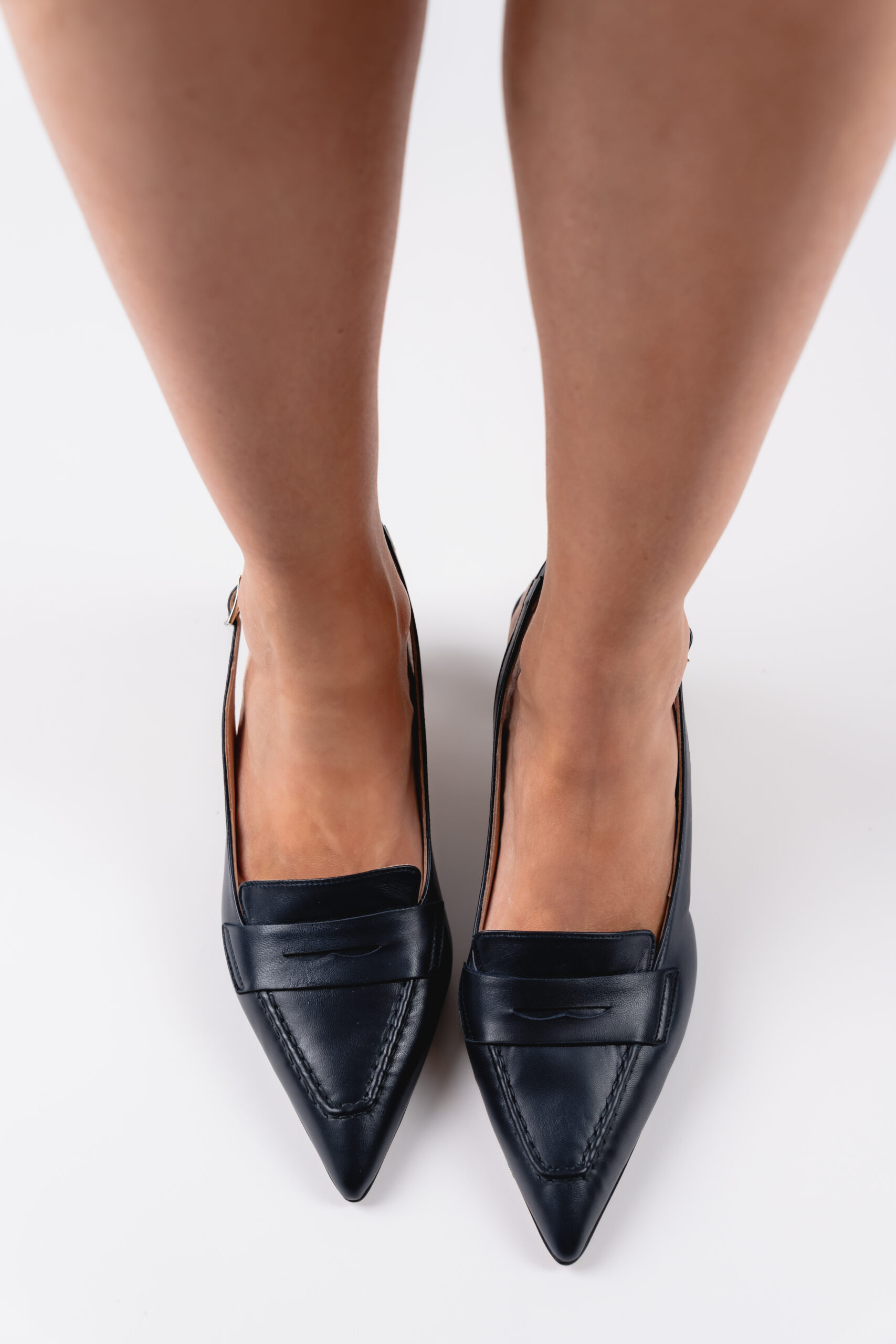 Slingback blu indossate