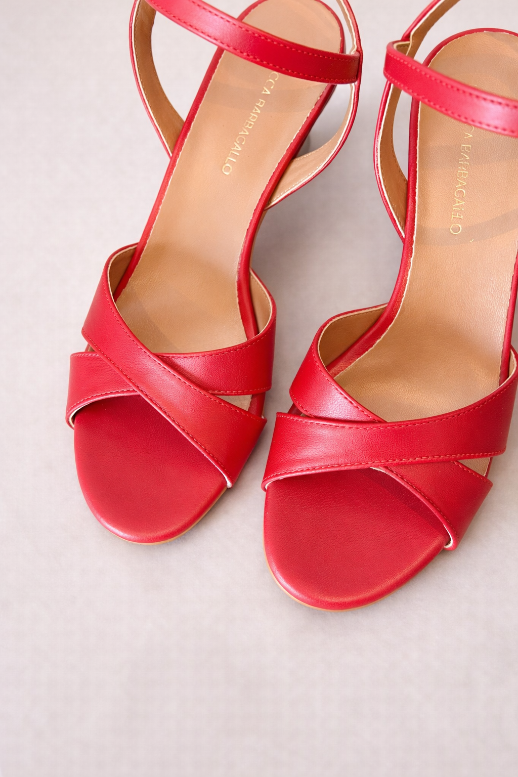 Sandali rossi in pelle