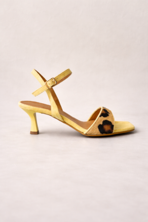 Sandali gialli
