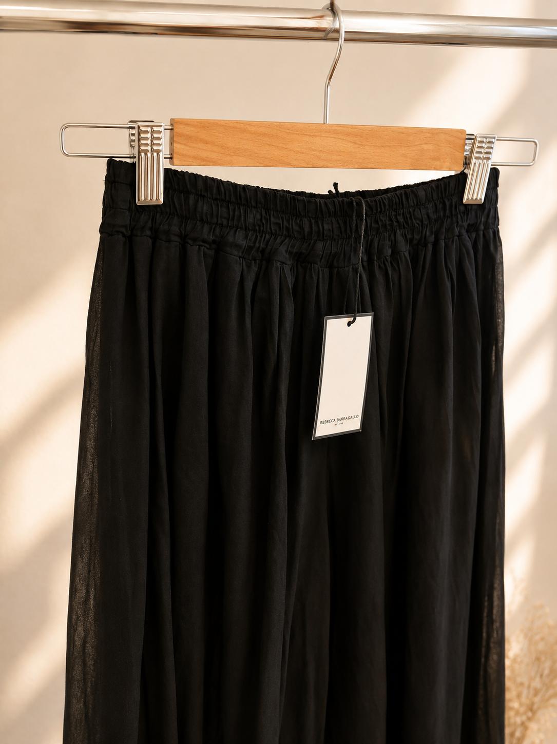 pantaloni neri con elastico